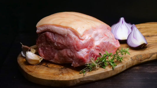 Økologisk skogsgris julekasse 80kg